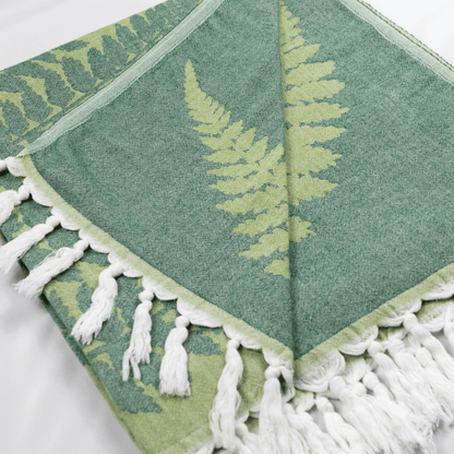 Turkish Towels Canada | Set in Fern Green Towels Éditions Traditions & Modernité Inc. FERNGREENKNOTSET